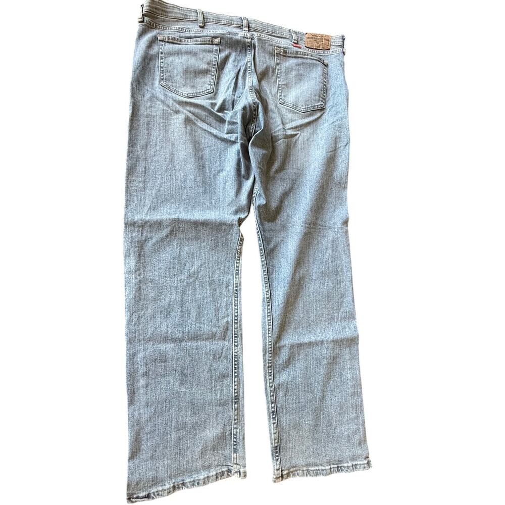 Wrangler Mens Relaxed Fit Comfort Flex Waist Jeans 42X32 Blue Denim Straight Leg - Picture 2 of 10